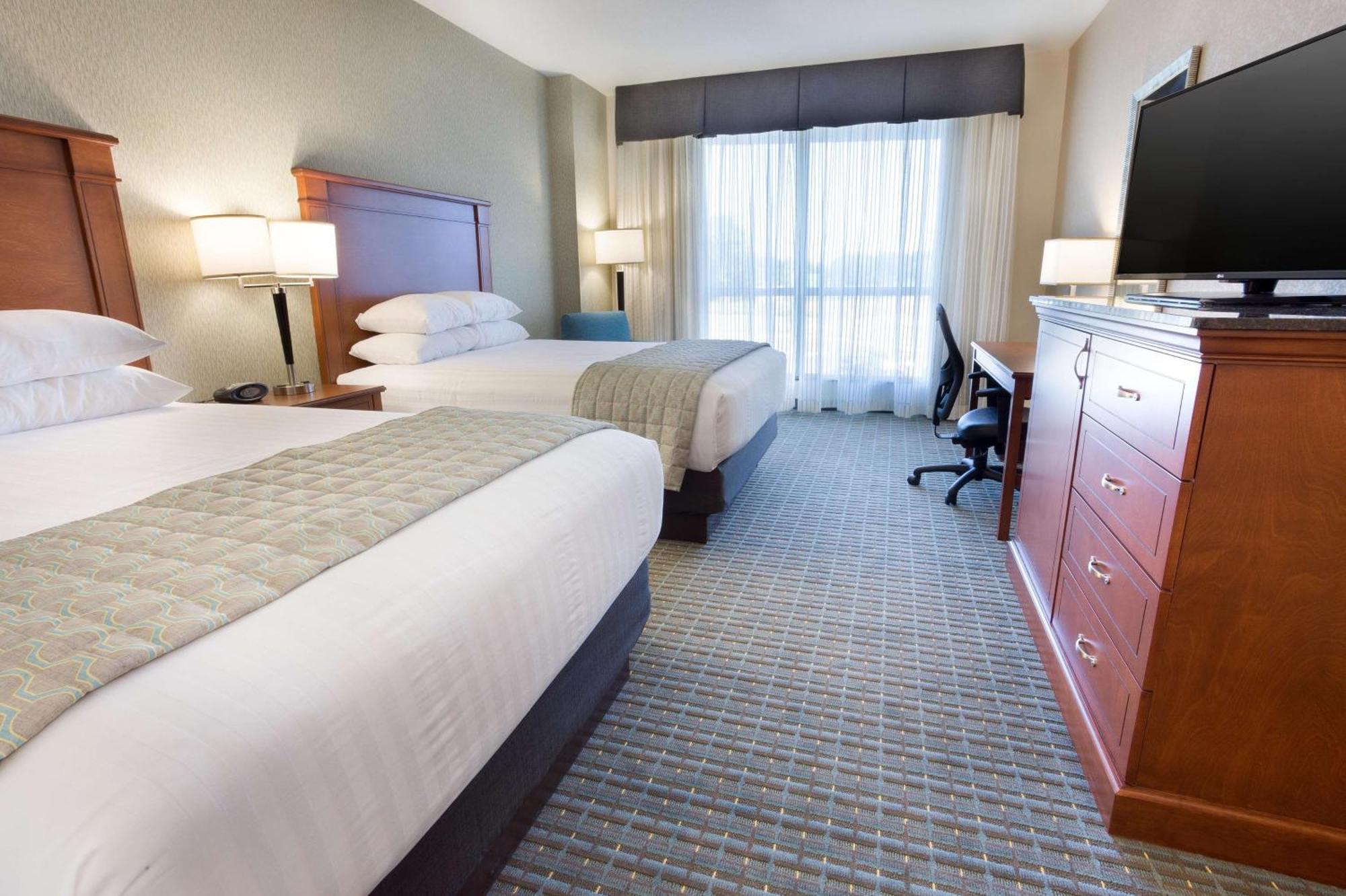 Drury Inn & Suites Burlington Dış mekan fotoğraf
